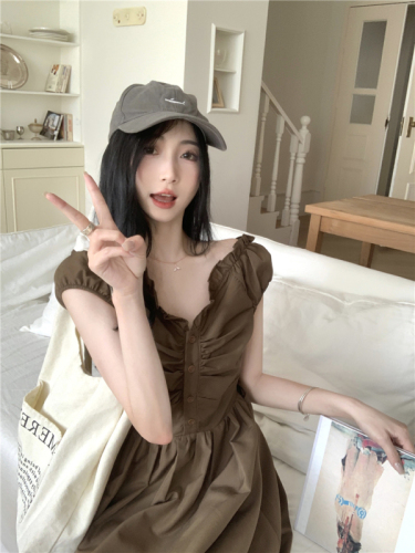 Real shot ~ Western-style V-neck hanging shoulder design, gentle style, slimming and loose mid-length skirt for girls, college style