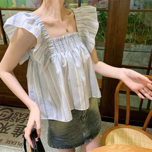 Summer 2024 new style temperament age-reducing striped pleated square neck flying sleeves fashionable shirt French style women's clothing