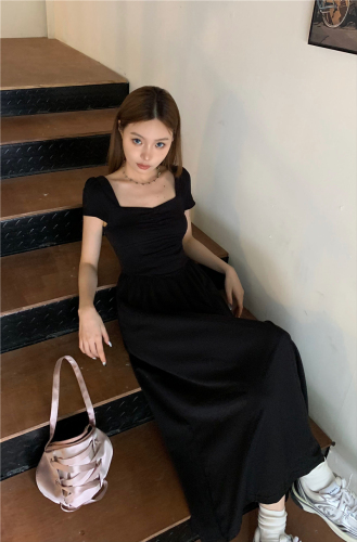 Actual shot~Fashionable square-neck style knitted long dress
