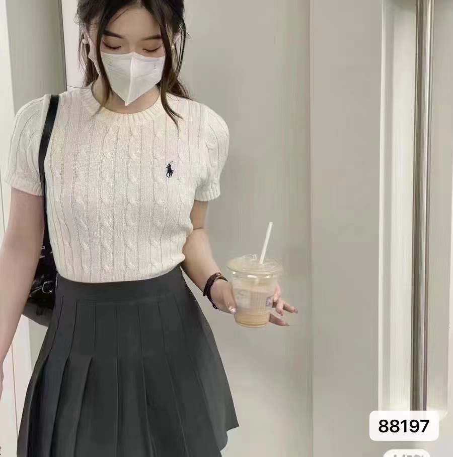 Laf Small Pony Embroidered Cable Knit Solid Color Crew Neck Women's Short Sleeve Slim Fit Short Length Knit Top