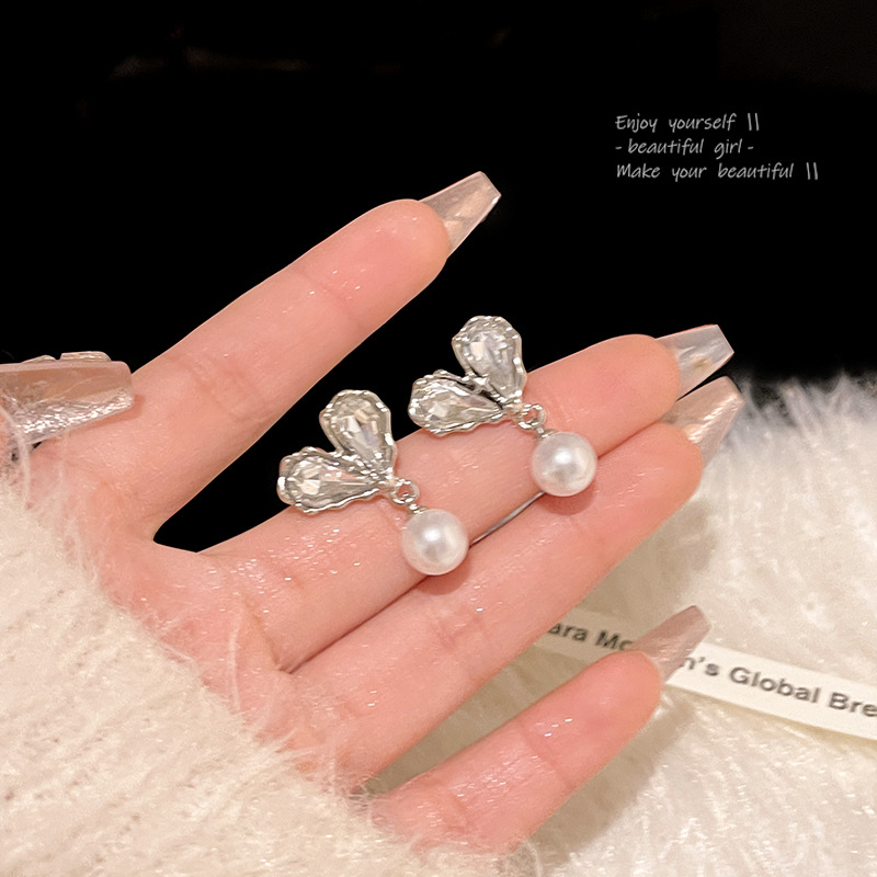 S925銀針輕奢小眾桃心耳釘女高級設計感百搭氣質愛心珍珠耳釘耳飾
