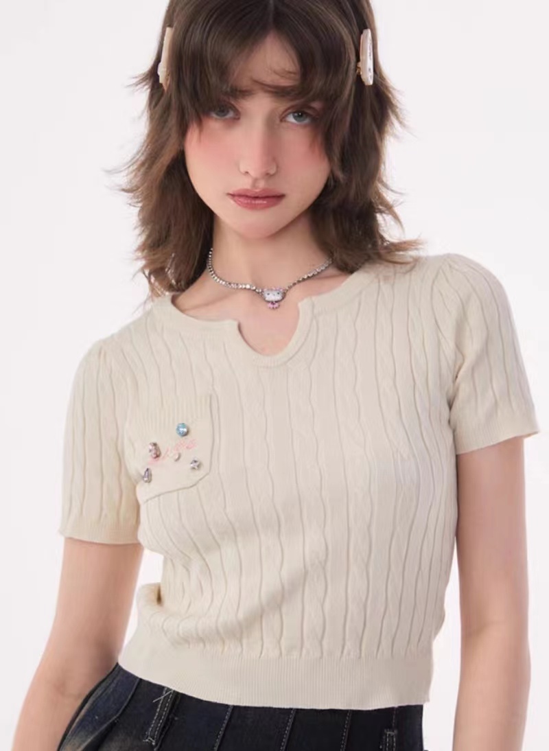 Contrast color striped round neck short-sleeved sweater for women early spring 2024 new inner layer casual versatile casual top