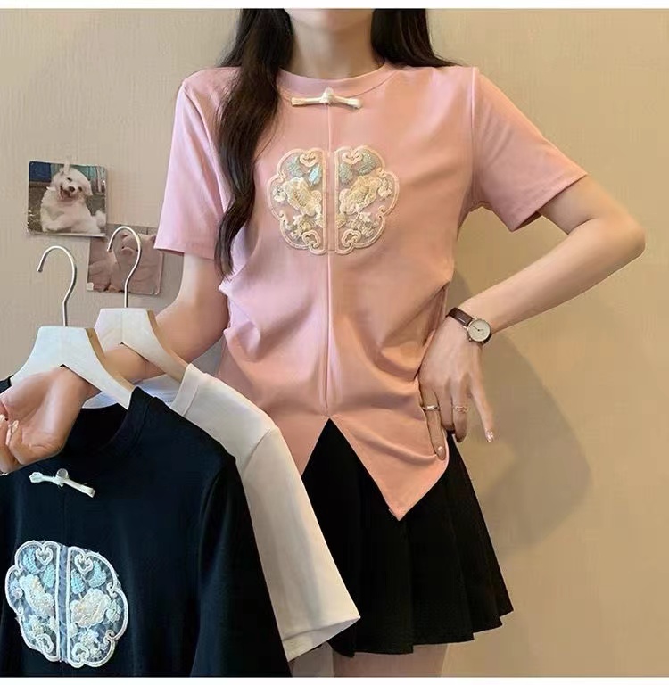 Tmall quality 2024 summer new style Chinese style knitted women's T-shirt plate button short-sleeved round neck slit top