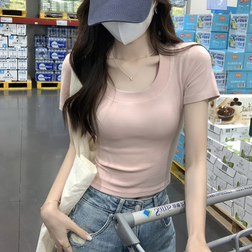 Real shot of solid color U-neck short T-shirt for women in summer sweet and spicy style short-sleeved low-neck exposed clavicle tight high-waisted top