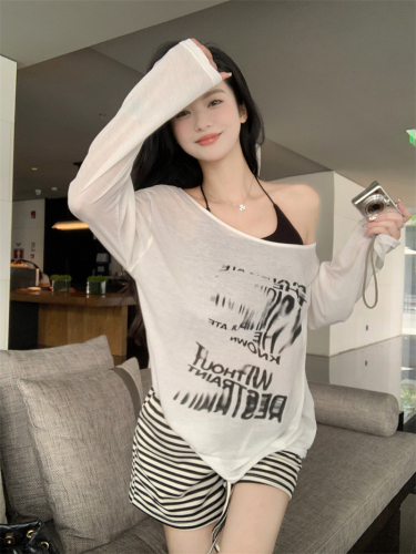 Designed early autumn long-sleeved new T-shirt women's summer loose slimming pure desire careful off-shoulder thin sun protection blouse