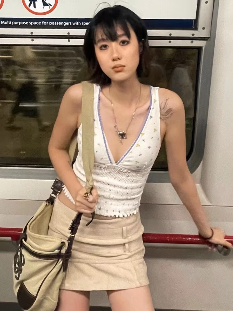 法式浪漫復古小碎花深V領彈力修身無袖T恤上衣女士短款背心夏季
