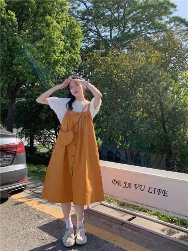 Actual shot of new summer Korean style loose slimming solid color puff sleeve shirt + age-reducing suspender skirt