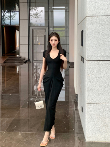 Real shot ~ Hot girl Yujie sexy long slit dress, light and sophisticated black hip-covering long skirt