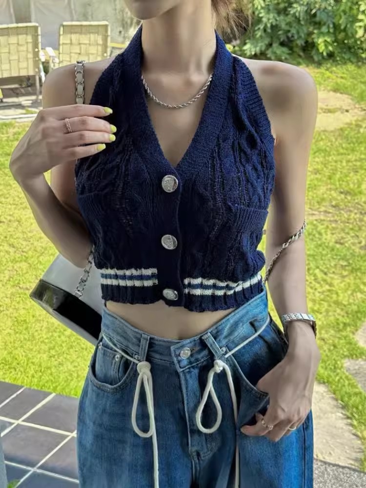 Korean style V-neck design niche sexy halterneck contrasting color V-neck knitted vest for women 2024 new summer tops