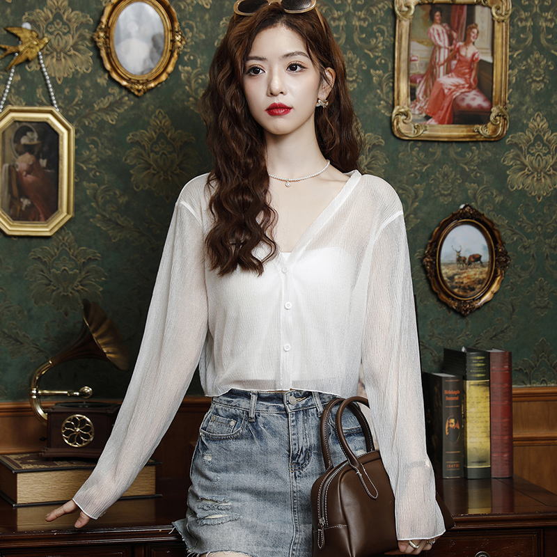 Already shipped 2024 summer chiffon cardigan shawl women's suspender skirt blouse small shawl short coat