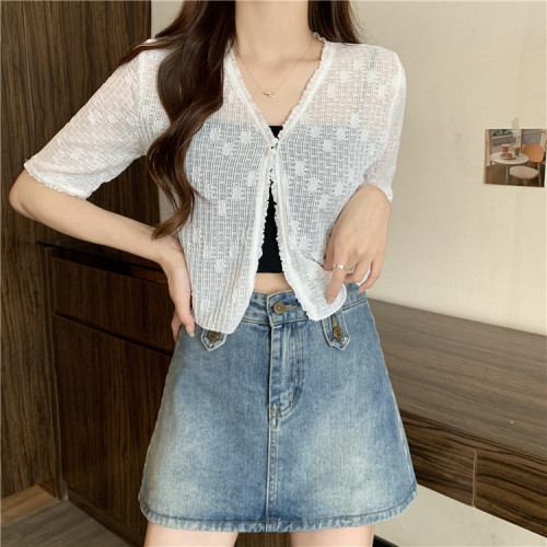 Real photos and real prices. Summer breathable and sweet waistcoat, lace, soft and comfortable suspenders with jacket.