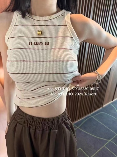 Korean letter embroidered striped vest for women 2024 early spring new Korean style foreign style slim fit and beautiful back short top