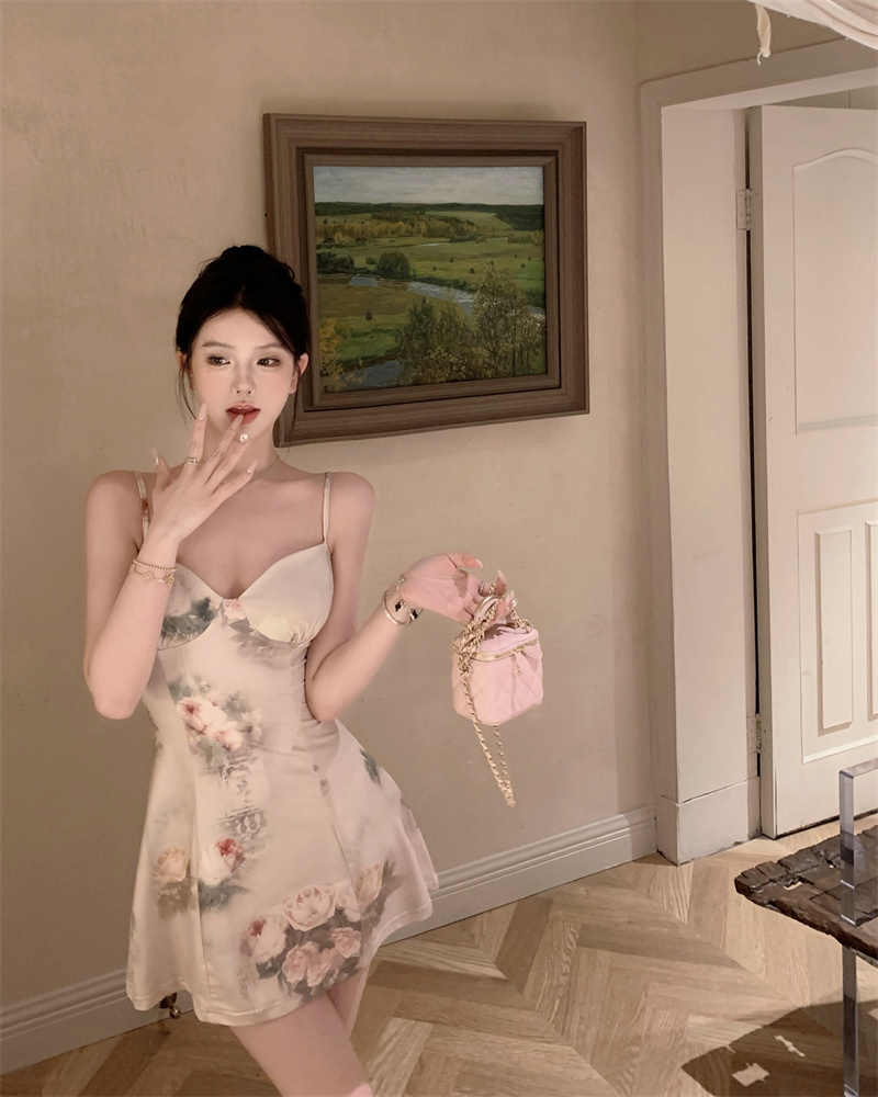 實拍 性感花朵印花吊帶裙女