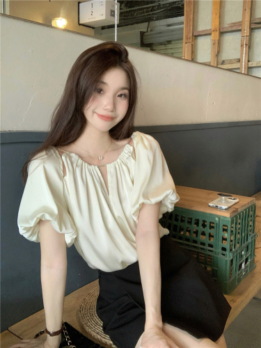 Real shot!  French design round neck pleated puff short-sleeved top for women Korean style loose temperament shirt