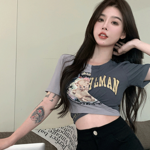 Summer new hot girl short top with navel-baring design, short-sleeved sweet and spicy kitten T-shirt for women