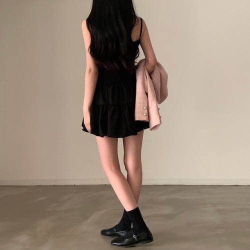 Korean chic new style French simple V-neck suspender skirt, feminine and age-reducing versatile baby doll skirt
