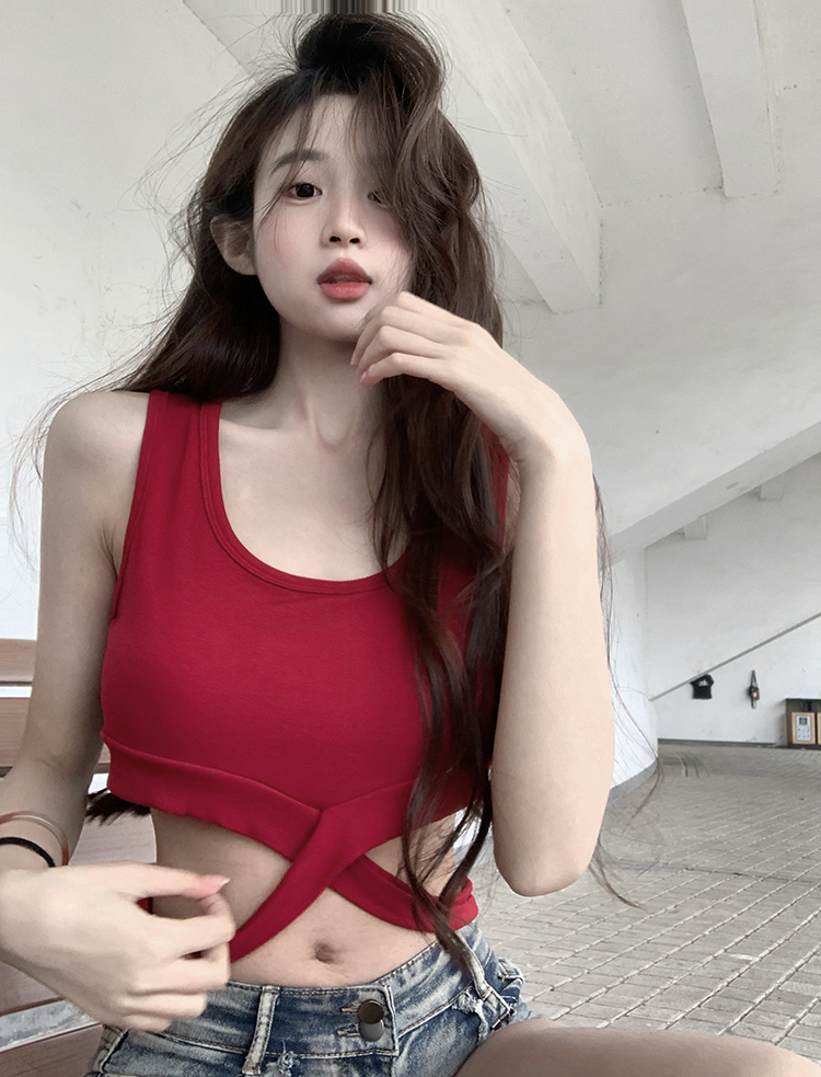 實拍~短款背心女夏季辣妹設計感修身上衣