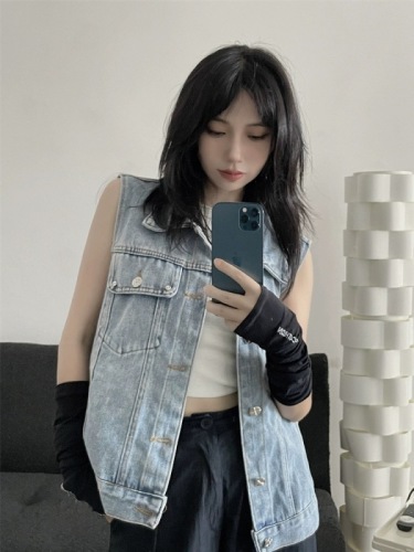 Denim vest jacket for women 2024 spring new thin waistcoat with short sleeveless vest top for small people