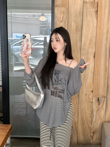 Spot mask T-shirt sun protection long-sleeved printed shirt summer women's loose slimming light slightly revealing shoulder top trendy