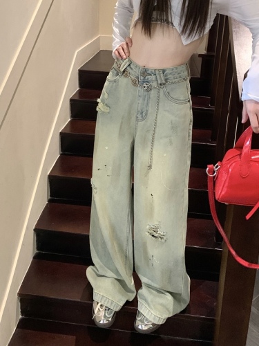 Actual shot of American retro loose, slimming, hole-painted, personalized, versatile denim wide-leg pants