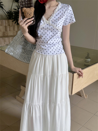 Real shot of polka-dot short-sleeved shoulder T-shirt for women summer high-waisted A-line skirt two-piece set