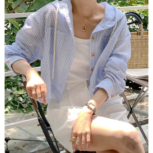韩国chic夏季气质百搭单排扣条纹撞色短款宽松长袖防晒连帽衬衫女