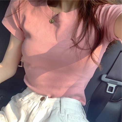 嫩粉色短袖t恤女夏季洋气减龄字母刺绣小个子修身正肩短款小上衣