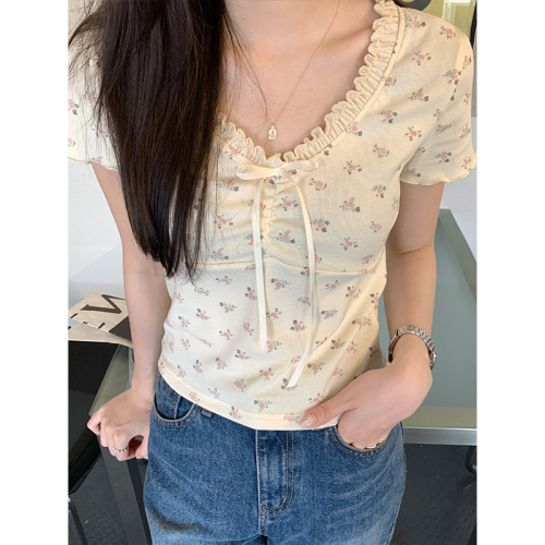 Real shot of summer fungus v-neck lace-up short-sleeved T-shirt 2024 Korean style sweet slim short top pure desire small floral