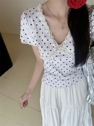 Real shot of polka-dot short-sleeved shoulder T-shirt for women summer high-waisted A-line skirt two-piece set