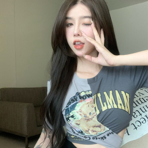 Summer new hot girl short top with navel-baring design, short-sleeved sweet and spicy kitten T-shirt for women