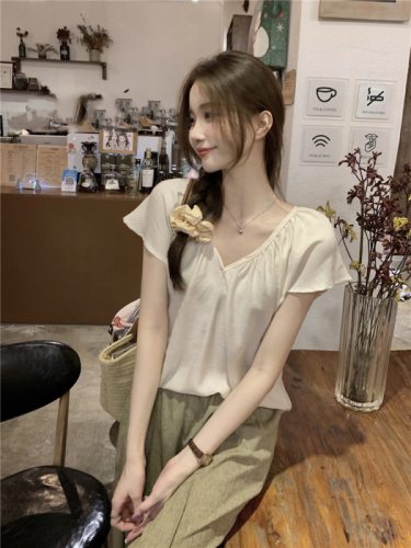 Real shot!  Korean simple and gentle temperament v-neck pleated top for women, versatile loose slimming short-sleeved top