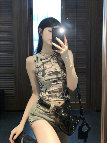 Actual shot~Fashionable urban bunny mesh vest bottoming street style patchwork style sleeveless top for women in summer