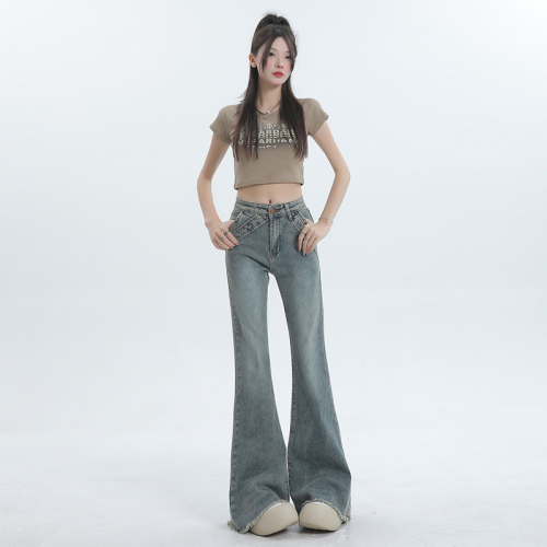 Actual shot of designer raw edge slightly flared jeans for women, low-waist hottie splicing elastic slimming floor-length trousers