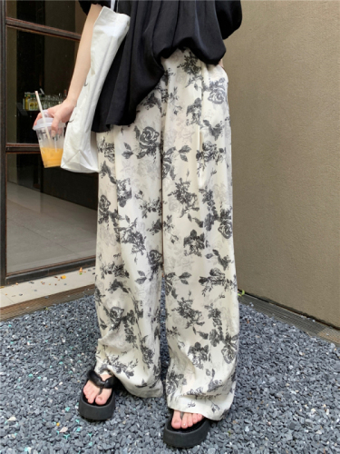 Real shot!  Korean style puff sleeves, lazy, loose and slim round neck shirt, ink floral loose high-waisted wide-leg pants
