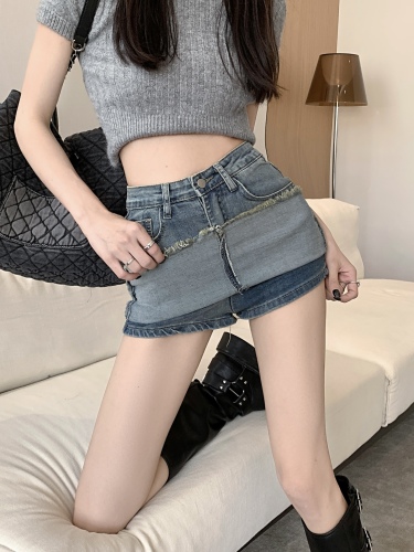 Real shot of love-proof anti-exposure denim skirt with raw edges for women high-waisted and small A-line retro hot girl hip-hugging denim skirt