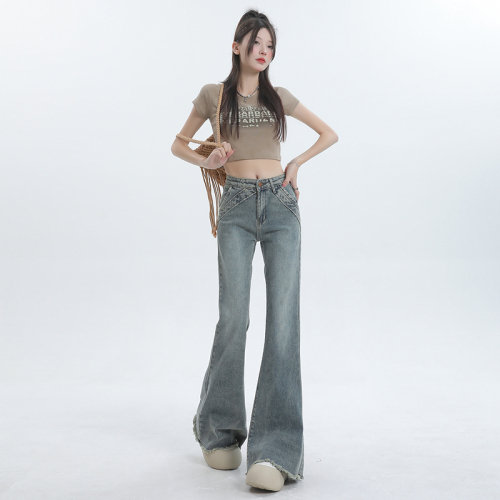 Actual shot of designer raw edge slightly flared jeans for women, low-waist hottie splicing elastic slimming floor-length trousers