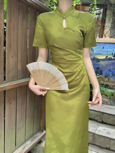 Real shot of new Chinese retro jacquard temperament slimming cheongsam dress