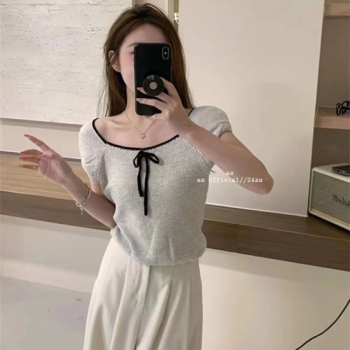Sweet and spicy bow short-sleeved knitted sweater for women 2024 summer new slimming tops for small people sweet age-reducing shirts