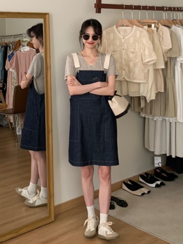 Designed denim suspender skirt for women summer 2024 new Korean commuting casual loose straight skirt