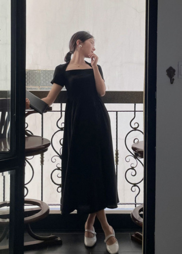 Real shot of French square neck high waist black dress with short sleeves and long skirt