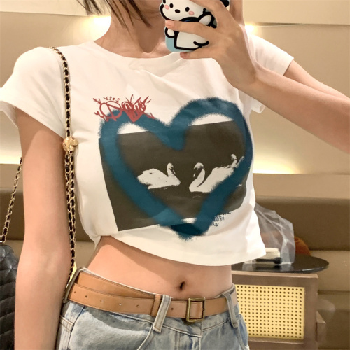 Real shot of sweet and cool pure cotton short-sleeved T-shirt for women in summer design niche short style slim fit navel-baring bottoming top ins
