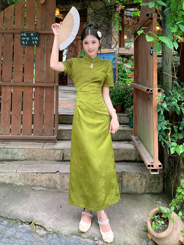 Real shot of new Chinese retro jacquard temperament slimming cheongsam dress