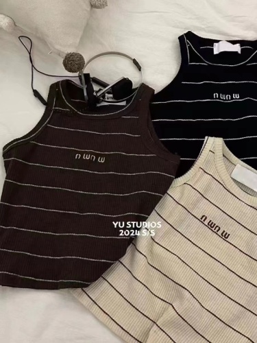Korean letter embroidered striped vest for women 2024 early spring new Korean style foreign style slim fit and beautiful back short top