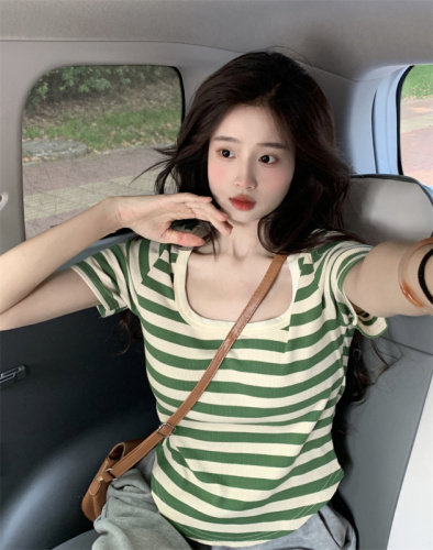 Real shot of summer new striped square collar short-sleeved T-shirt women's slimming short top
