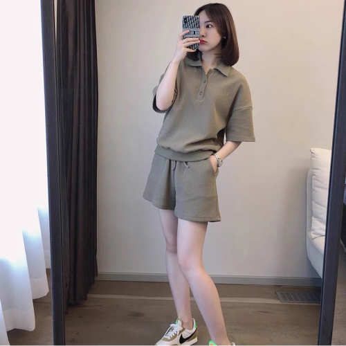 Waffle suit summer new solid color temperament goddess model Internet celebrity age reduction street POLO collar shirt two-piece set for women