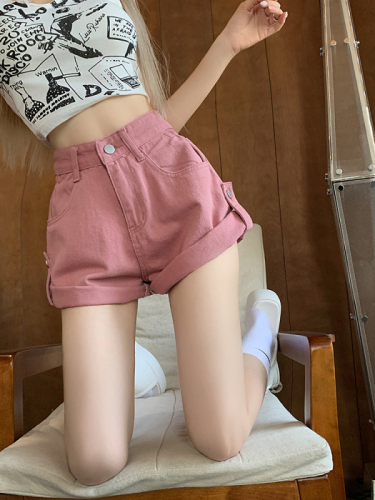 Actual shot of retro solid color straight hem two-wear loose denim shorts