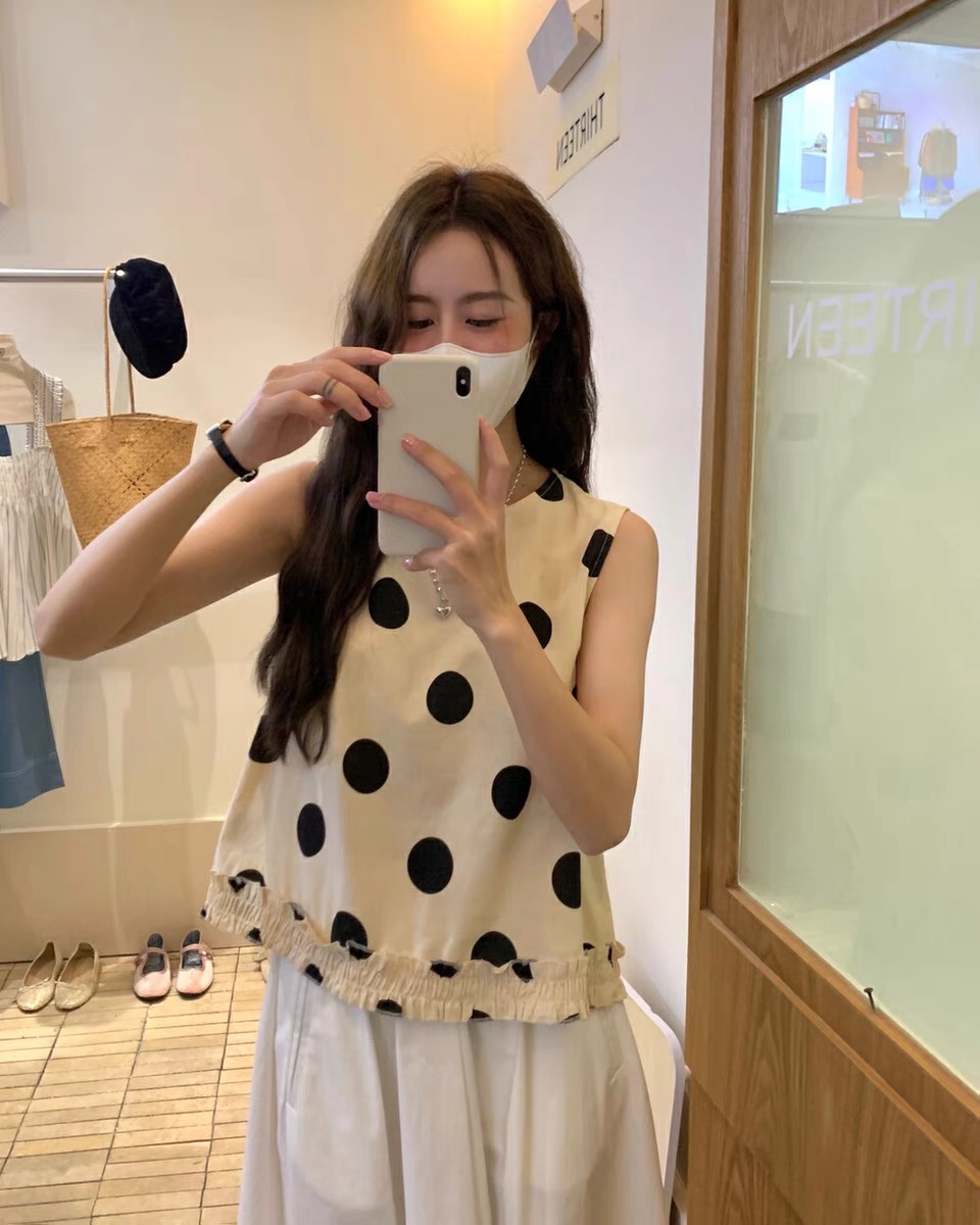 拾叄THIRTEEN夏季新款韓系百搭打欖波點無袖背心女短款顯瘦上衣潮