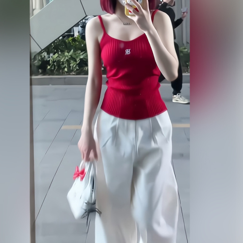Three Standards ~ Camisole Women's 2024 New Versatile Beautiful Back Sleeveless Slimming Red Slim Short Knitted Top