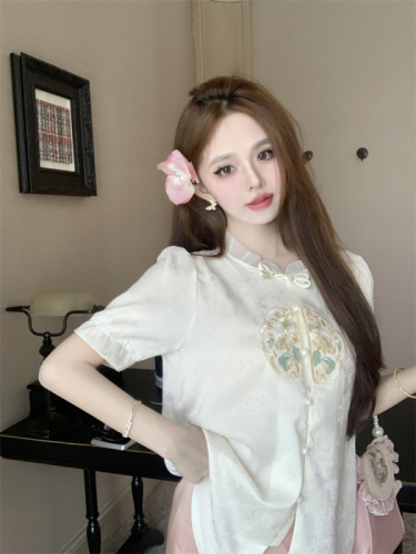 Real shot 2024 new Chinese style heavy industry embroidered short-sleeved shirt for women summer national style lace chiffon shirt short-sleeved top