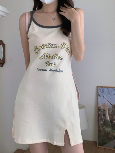 Real shot of retro letter suspender dress for women in summer, stylish waist slimming slit short skirt